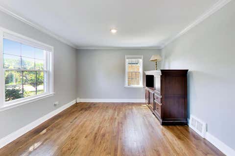 Tiny photo for 708 N Summit Street, Wheaton, IL 60187 (MLS # 12706115)