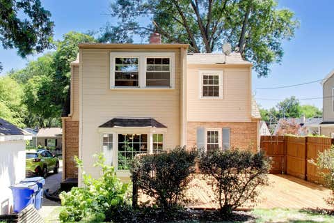 Tiny photo for 708 N Summit Street, Wheaton, IL 60187 (MLS # 12706115)
