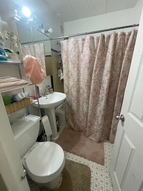 Tiny photo for 6827 N OAKLEY Avenue #3C, Chicago, IL 60645 (MLS # 12455151)