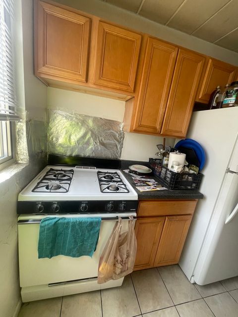 Tiny photo for 6827 N OAKLEY Avenue #3C, Chicago, IL 60645 (MLS # 12455151)