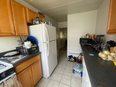 Tiny photo for 6827 N OAKLEY Avenue #3C, Chicago, IL 60645 (MLS # 12455151)