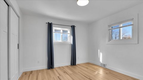 Tiny photo for 8738 Newland Avenue, Oak Lawn, IL 60453 (MLS # 12611562)