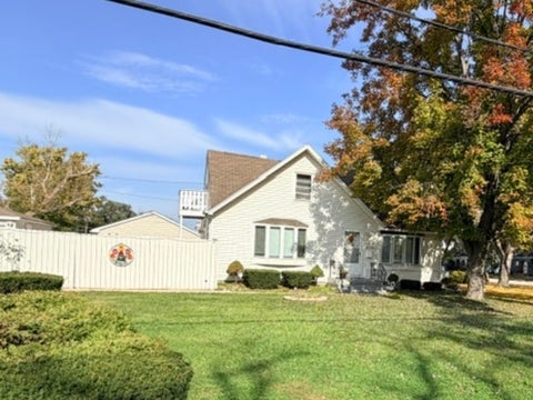 Tiny photo for 800 N Roy Avenue, Melrose Park, IL 60164 (MLS # 12795056)