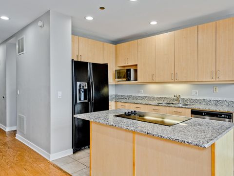 Tiny photo for 737 W Washington Boulevard #3003, Chicago, IL 60661 (MLS # 12393810)