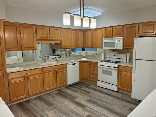 5 W CENTRAL Avenue 201