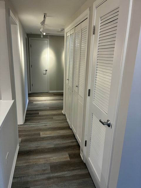 Tiny photo for 5 W CENTRAL Avenue #201, Mount Prospect, IL 60056 (MLS # 12471826)