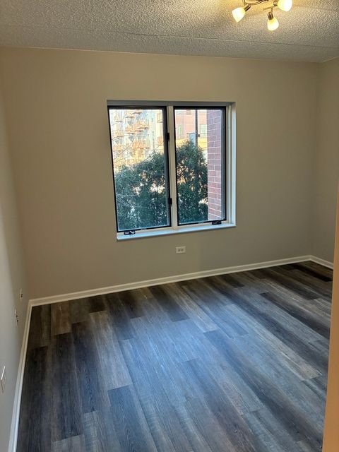 Tiny photo for 5 W CENTRAL Avenue #201, Mount Prospect, IL 60056 (MLS # 12471826)