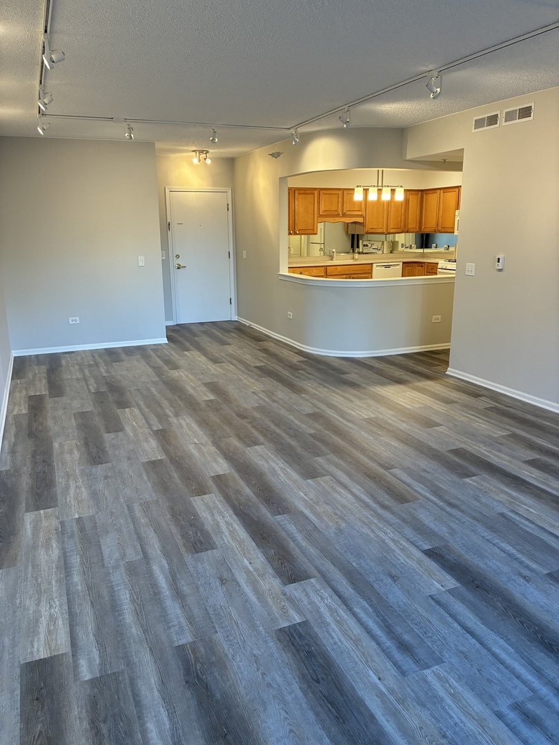 5 W CENTRAL Avenue 201