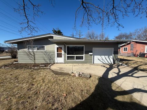 Photo of 28 S Willow Way, North Aurora, IL 60542 (MLS # 12587520)