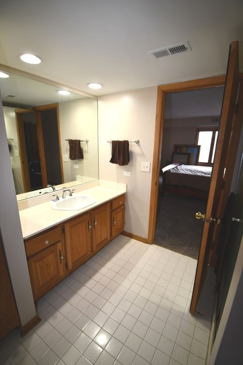 Tiny photo for 1S045 Spring Road #H2, Oakbrook Terrace, IL 60181 (MLS # 12542861)