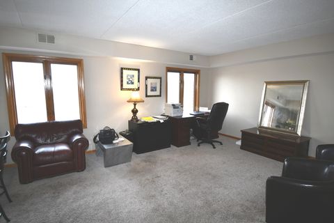 Tiny photo for 1S045 Spring Road #H2, Oakbrook Terrace, IL 60181 (MLS # 12542861)