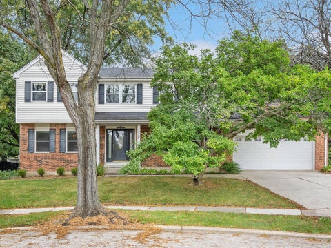 Photo of 1779 Citadel Drive, Naperville, IL 60565 (MLS # 12786281)