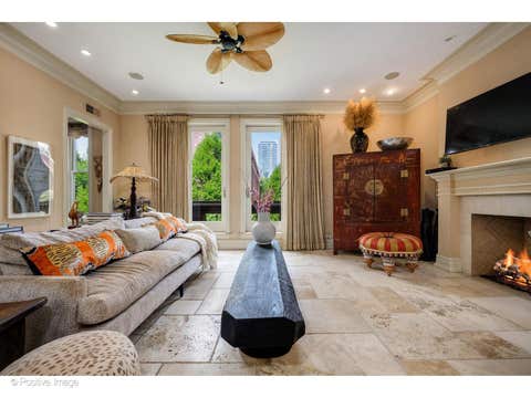 Tiny photo for 1919 S Prairie Avenue #3, Chicago, IL 60616 (MLS # 12703203)