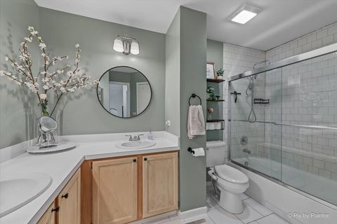 Tiny photo for 1050 Rockport Drive, Carol Stream, IL 60188 (MLS # 12493391)