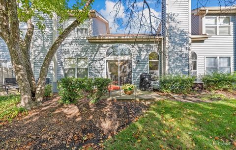 Tiny photo for 1050 Rockport Drive, Carol Stream, IL 60188 (MLS # 12493391)