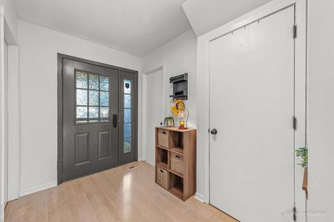 Tiny photo for 1050 Rockport Drive, Carol Stream, IL 60188 (MLS # 12493391)