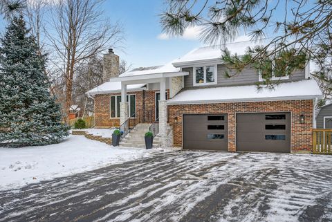 Tiny photo for 21021 N 21st Street, Barrington, IL 60010 (MLS # 12544534)