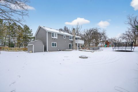 Tiny photo for 21021 N 21st Street, Barrington, IL 60010 (MLS # 12544534)