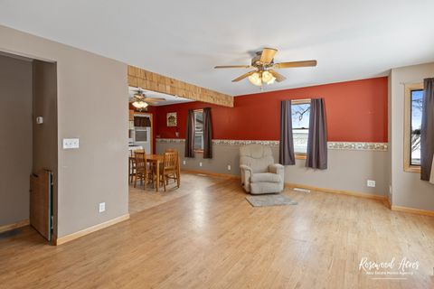 Tiny photo for 2373 E 3300 N Road, St. Anne, IL 60964 (MLS # 12551589)