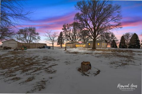 Tiny photo for 2373 E 3300 N Road, St. Anne, IL 60964 (MLS # 12551589)