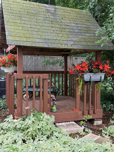 Tiny photo for 739 Meadow Lane, Barrington, IL 60010 (MLS # 12579811)