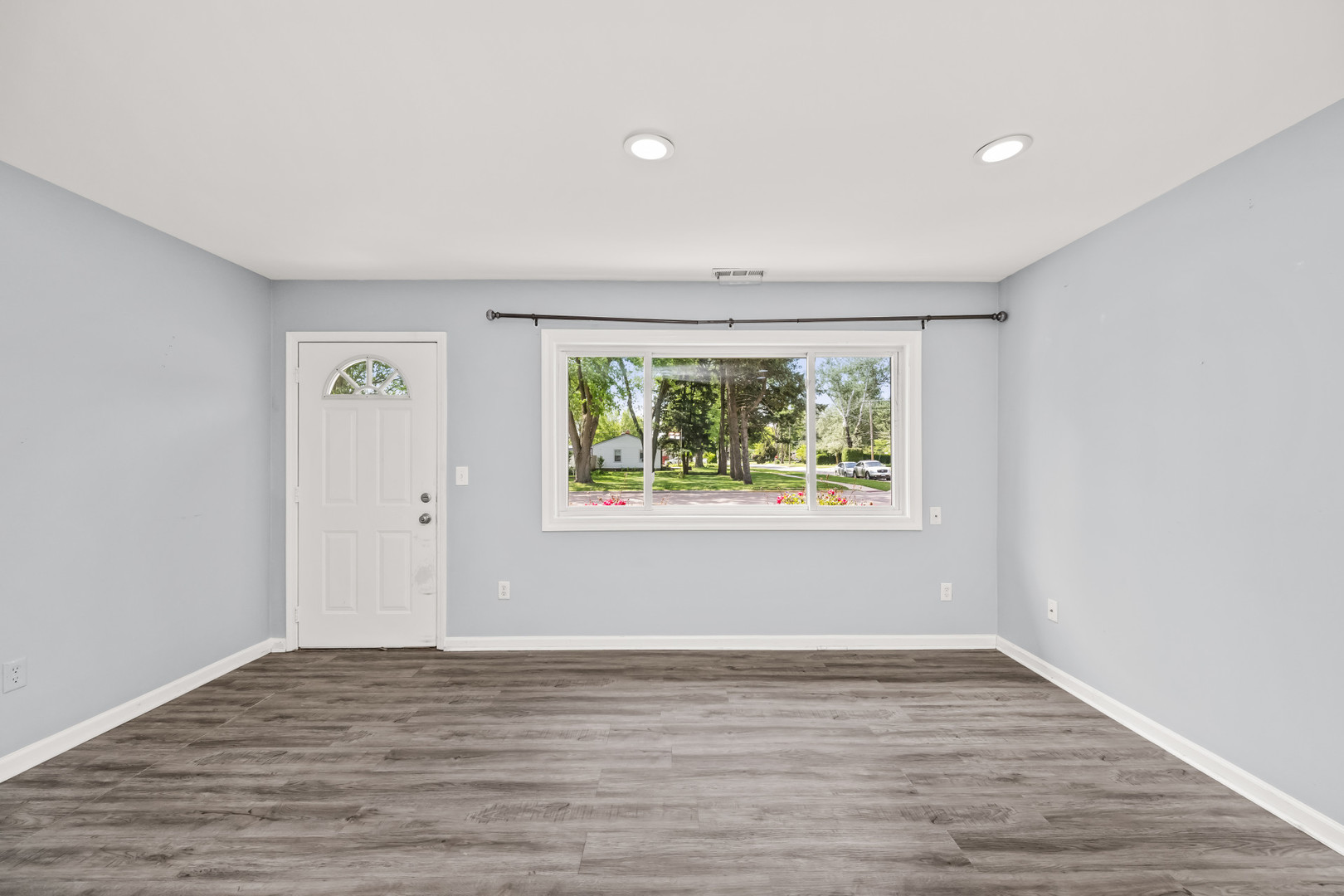 895 Richard Street
