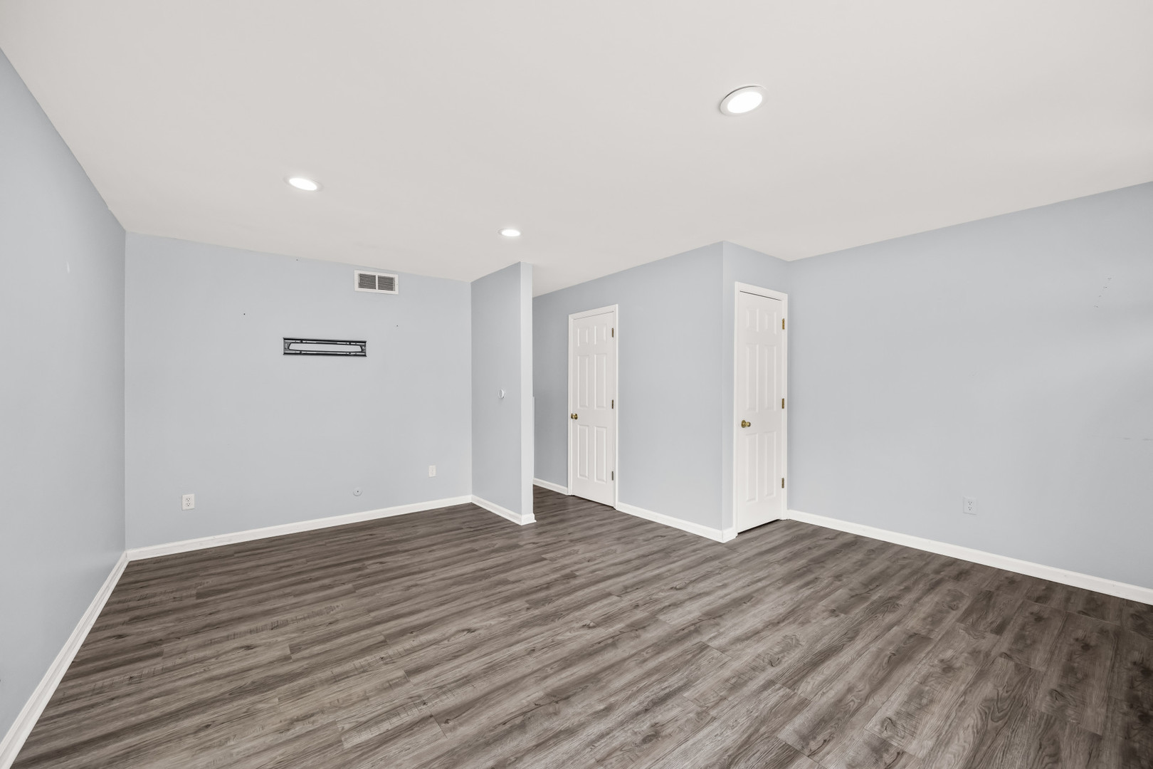 895 Richard Street