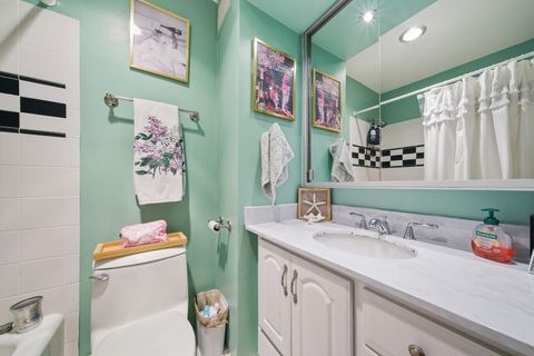 Tiny photo for 260 E Chestnut Street #406, Chicago, IL 60611 (MLS # 12557390)