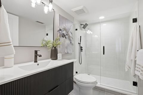 Tiny photo for 17 N Madison Avenue #2, La Grange, IL 60525 (MLS # 12591381)