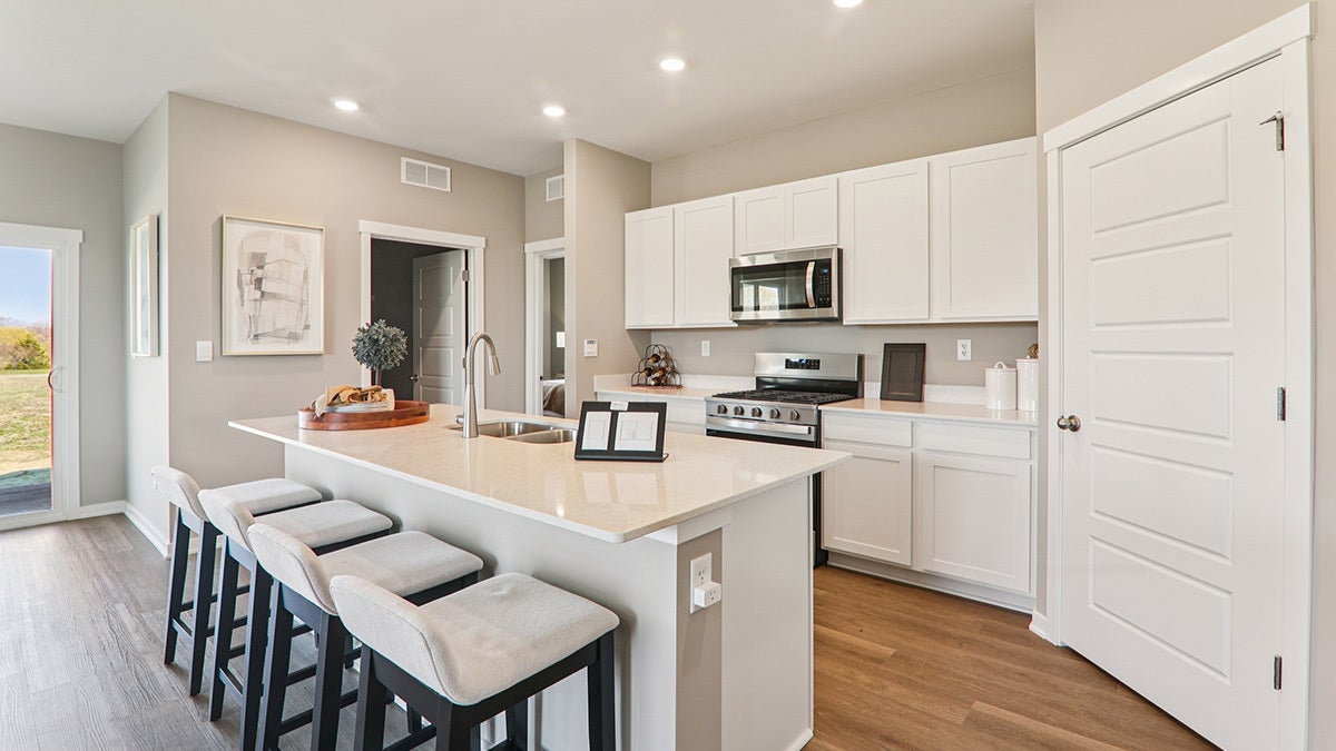 6306 Redwood Trail