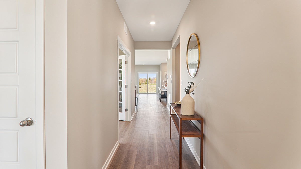 6306 Redwood Trail