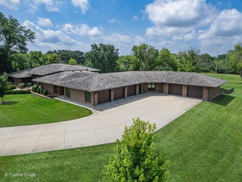 Tiny photo for West Chicago, IL 60185 (MLS # 12506899)