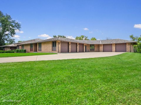 Tiny photo for West Chicago, IL 60185 (MLS # 12506899)