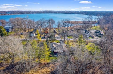 Tiny photo for 14 N LAKE Avenue, Third Lake, IL 60030 (MLS # 12541288)