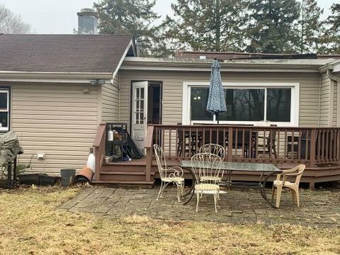 Tiny photo for 14 N LAKE Avenue, Third Lake, IL 60030 (MLS # 12541288)