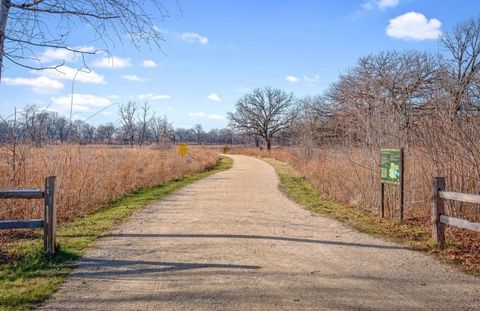 Tiny photo for 14 N LAKE Avenue, Third Lake, IL 60030 (MLS # 12541288)