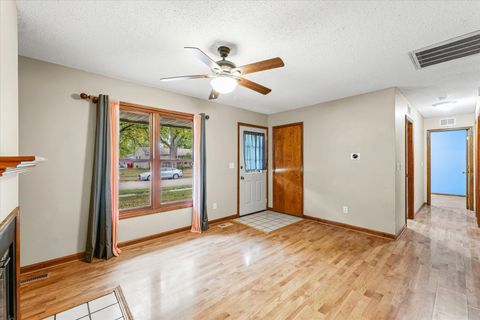 Tiny photo for 3207 Ridgewood Drive, Champaign, IL 61821 (MLS # 12468588)