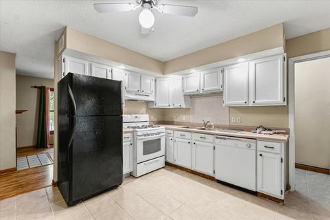 Tiny photo for 3207 Ridgewood Drive, Champaign, IL 61821 (MLS # 12468588)