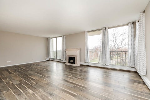 Tiny photo for 40 N Tower Road #4F, Oak Brook, IL 60523 (MLS # 12686104)
