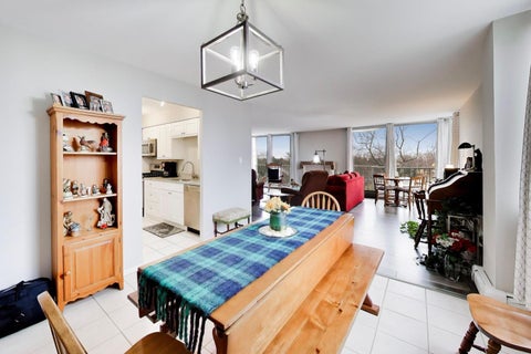 Tiny photo for 40 N Tower Road #4F, Oak Brook, IL 60523 (MLS # 12686104)
