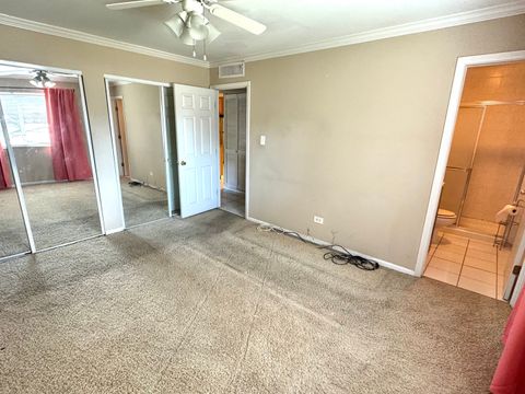 Tiny photo for 930 Beau Drive #113, Des Plaines, IL 60016 (MLS # 12450531)