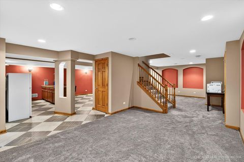 Tiny photo for 1304 Hawkins Court, St. Charles, IL 60174 (MLS # 12568525)