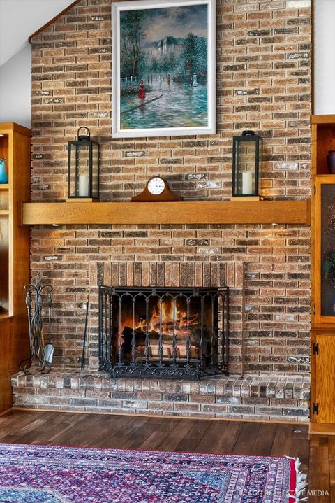 Tiny photo for 1304 Hawkins Court, St. Charles, IL 60174 (MLS # 12568525)