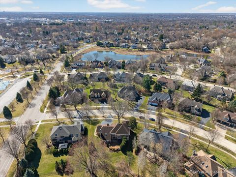 Tiny photo for 1304 Hawkins Court, St. Charles, IL 60174 (MLS # 12568525)