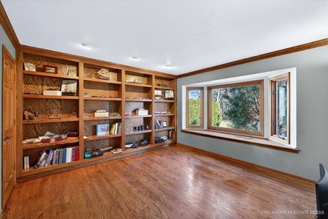 Tiny photo for 1304 Hawkins Court, St. Charles, IL 60174 (MLS # 12568525)