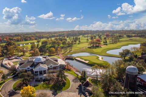 Tiny photo for 1304 Hawkins Court, St. Charles, IL 60174 (MLS # 12568525)