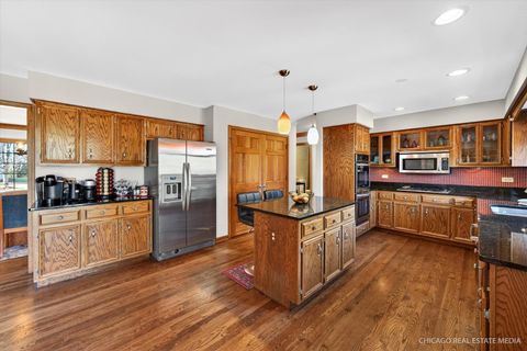 Tiny photo for 1304 Hawkins Court, St. Charles, IL 60174 (MLS # 12568525)