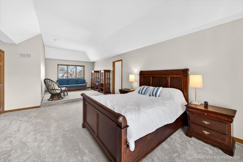 Tiny photo for 1304 Hawkins Court, St. Charles, IL 60174 (MLS # 12568525)