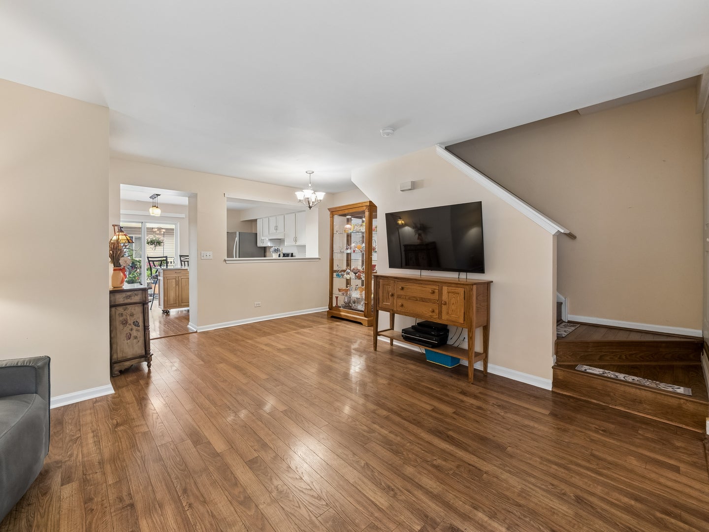 257 W Whispering Oaks Lane 257