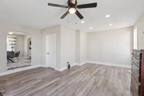 Tiny photo for 308 8th Street, Dewitt, IA 52472 (MLS # 12569283)